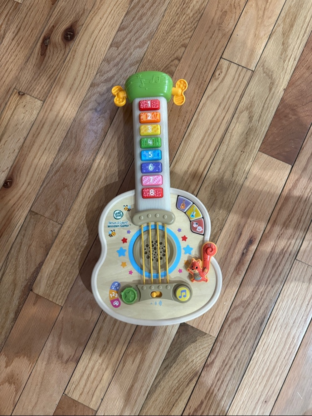Leapfrog strum guitar with working batteries